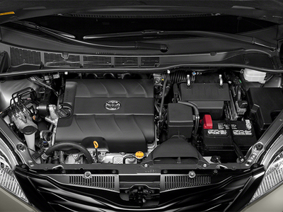 2014 Toyota Sienna XLE 8 Passenger