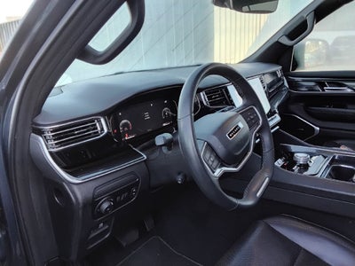 2023 Jeep Wagoneer BASE