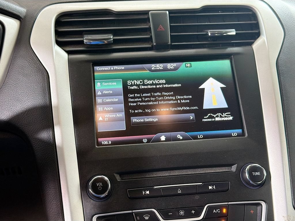 2016 Ford Fusion SE