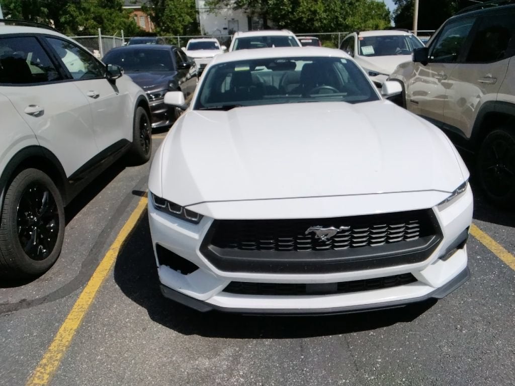 2024 Ford Mustang EcoBoost