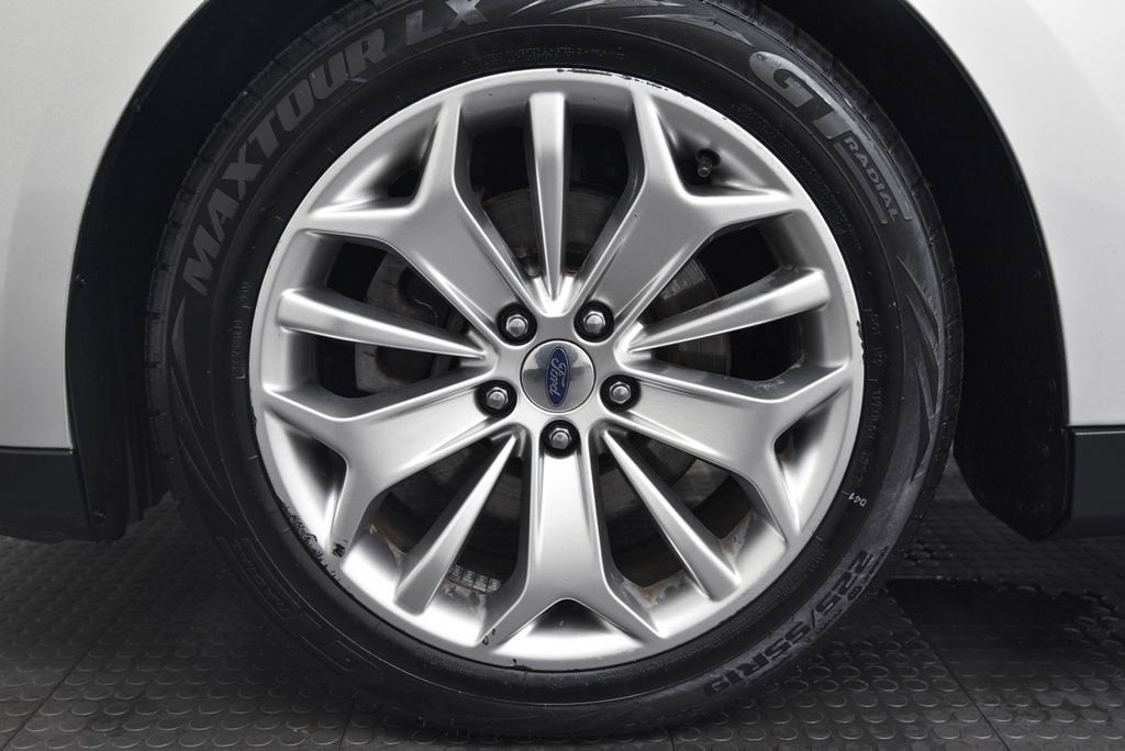 2019 Ford Taurus Limited