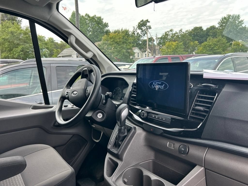 2024 Ford Transit Passenger Wagon XL