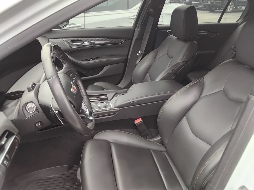 2025 Cadillac CT5 Sport