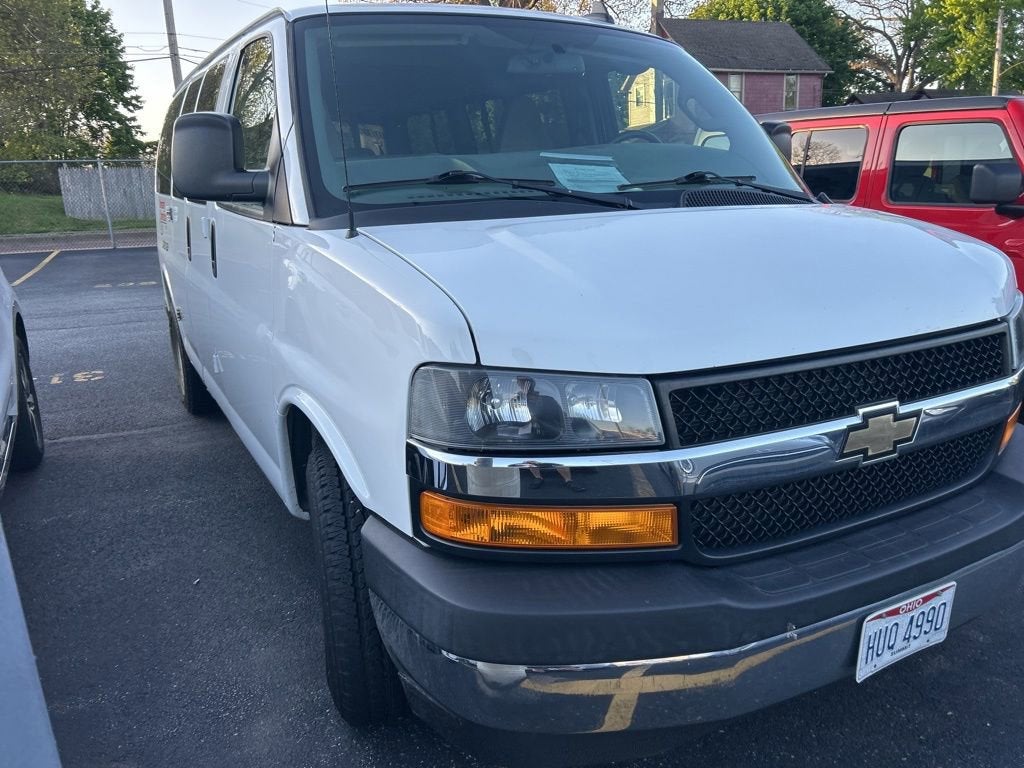 2018 Chevrolet Express Passenger 3500 LT