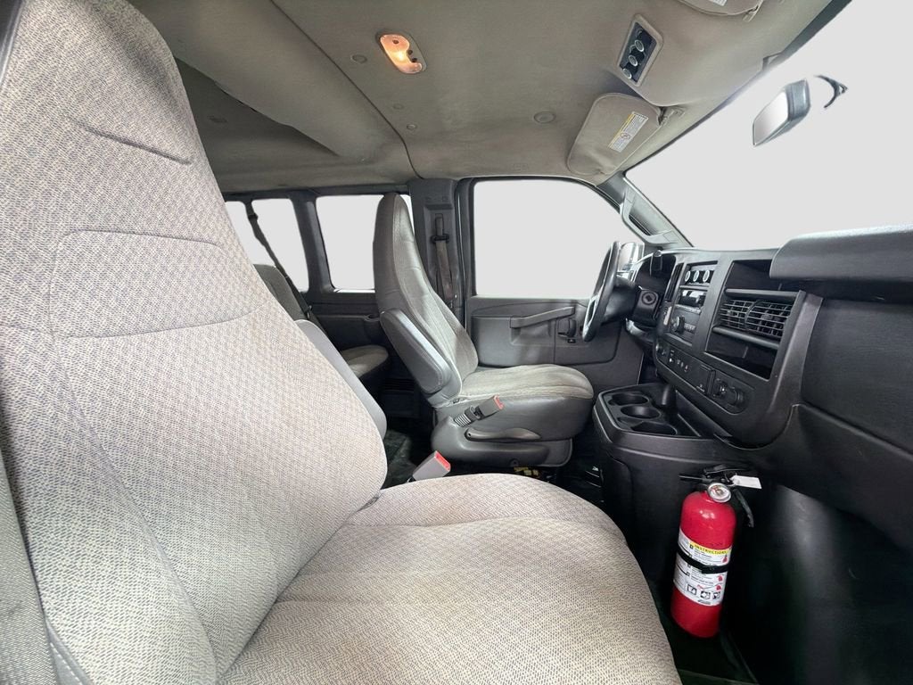 2018 Chevrolet Express Passenger 3500 LT
