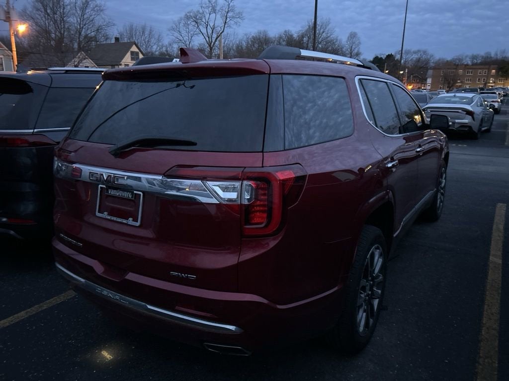 2020 GMC Acadia Denali