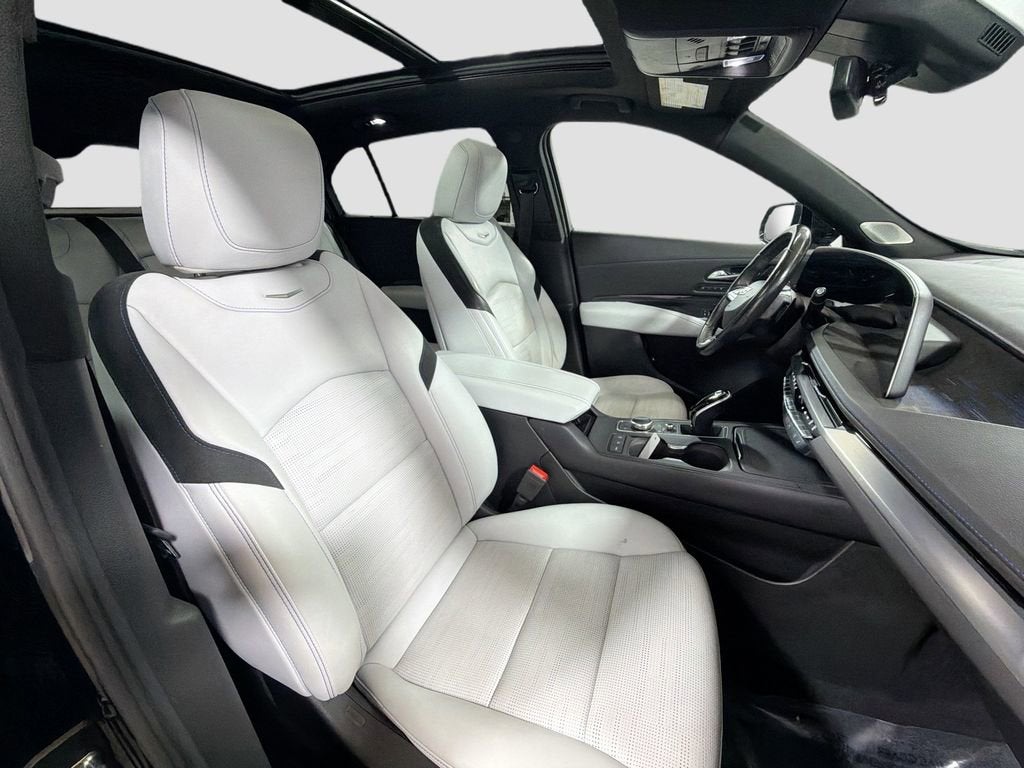2024 Cadillac XT4 Sport
