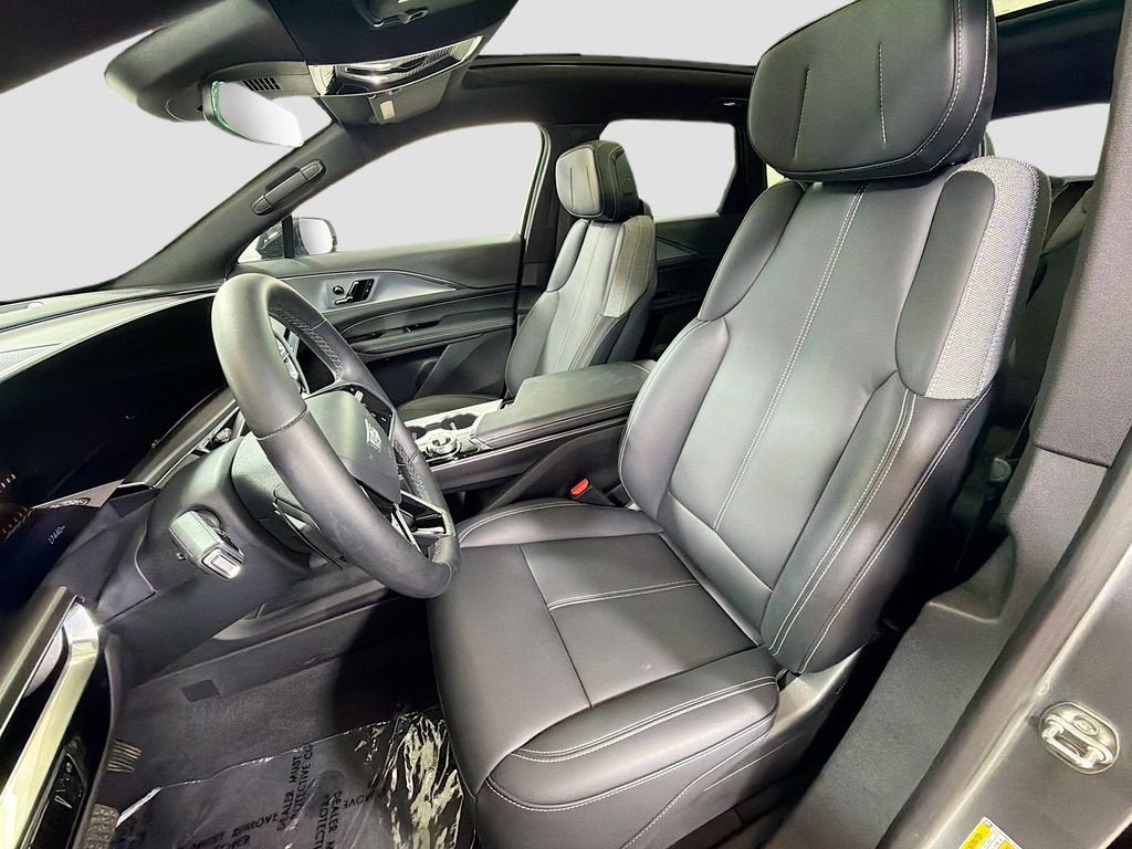 2024 Cadillac LYRIQ Tech