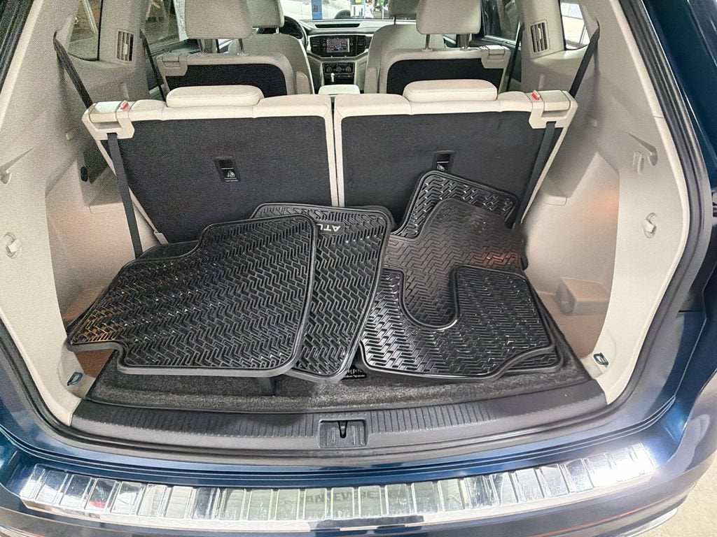 2022 Volkswagen Atlas 3.6L V6 SEL R-Line