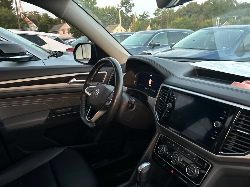 2022 Volkswagen Atlas 2.0T SE w/Technology