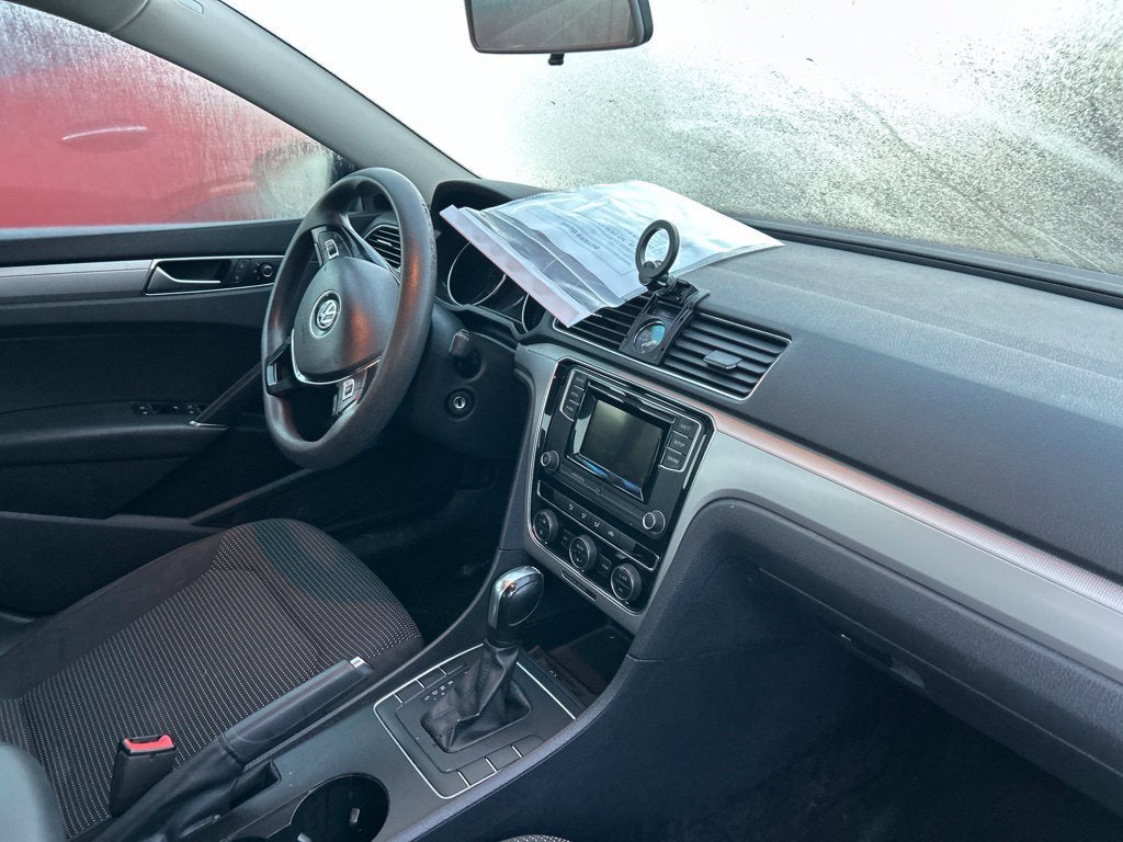 2016 Volkswagen Passat 1.8T S