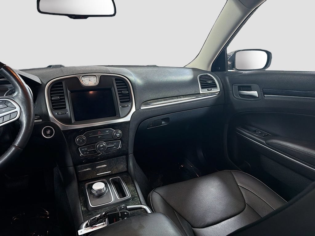 2018 Chrysler 300 Limited