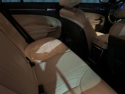 2016 Chrysler 300 Anniversary Edition