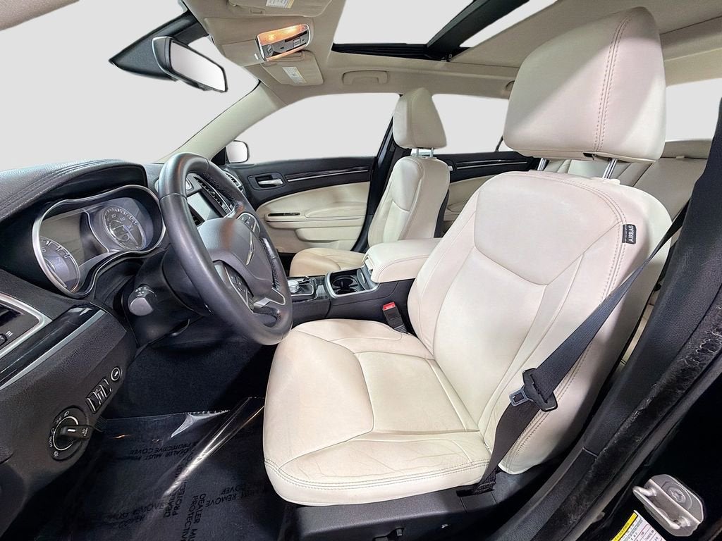 2016 Chrysler 300 Anniversary Edition