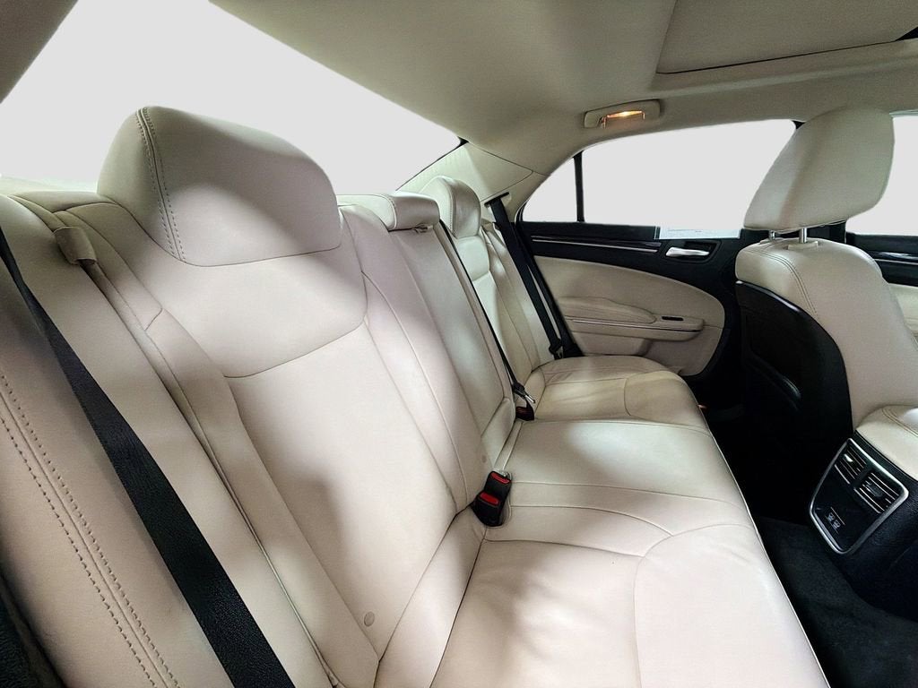 2016 Chrysler 300 Anniversary Edition