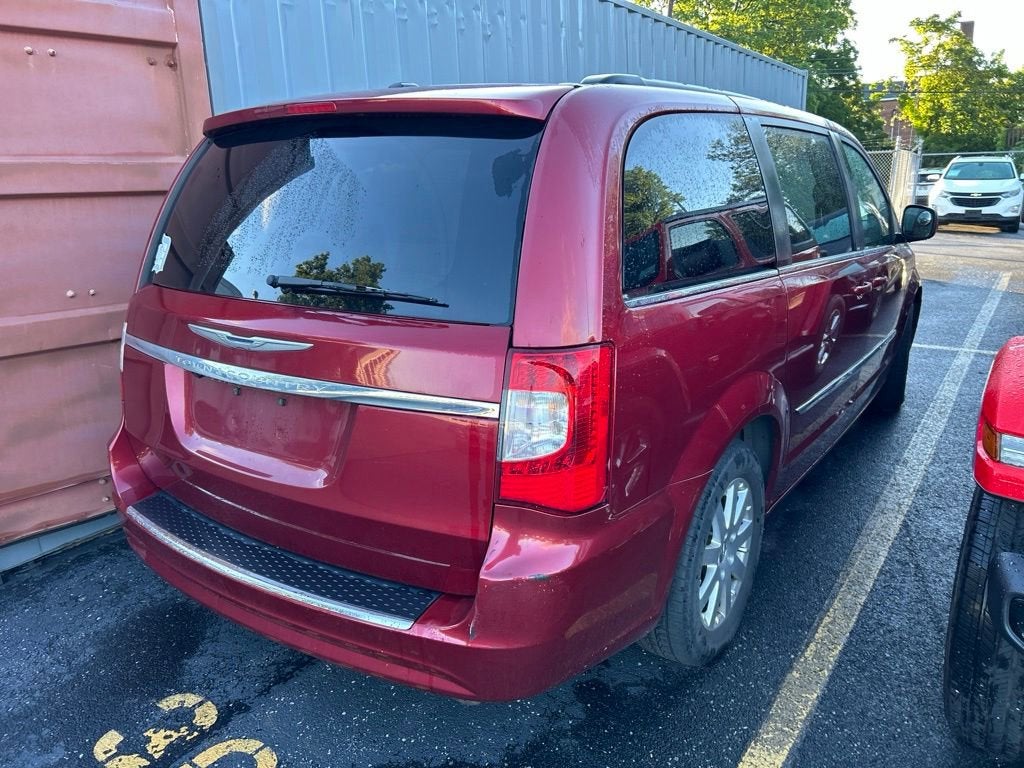 2014 Chrysler Town & Country Touring