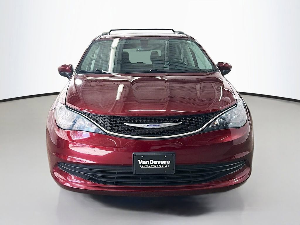 2020 Chrysler Voyager LXI