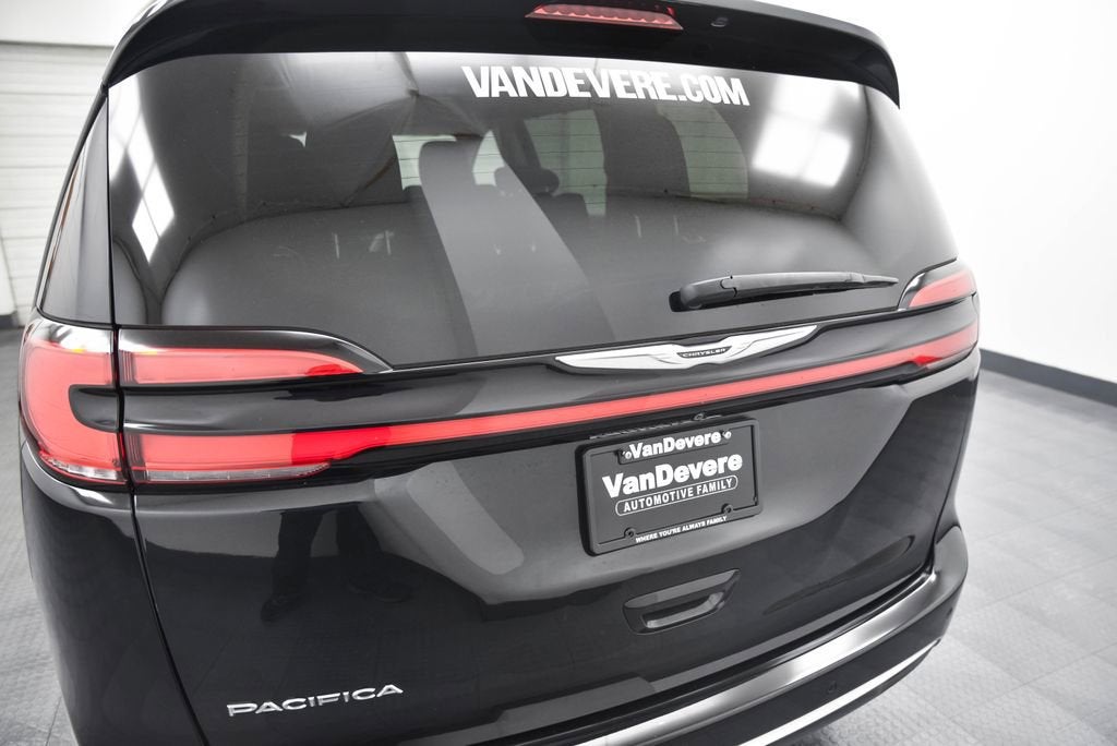 2021 Chrysler Pacifica Touring