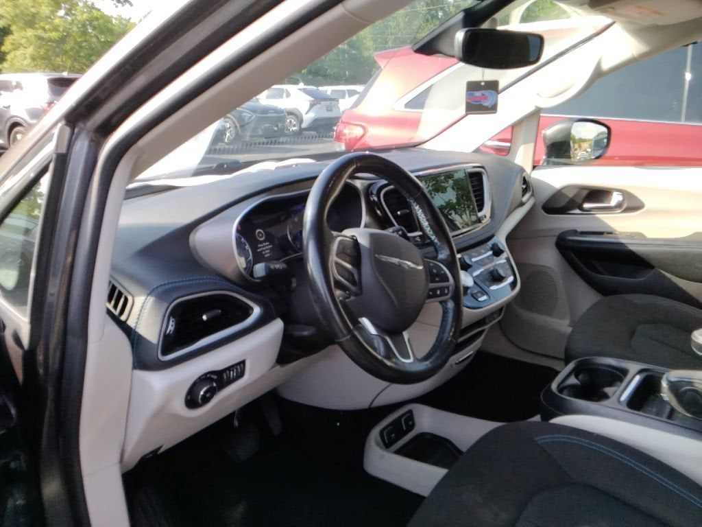 2021 Chrysler Pacifica Touring