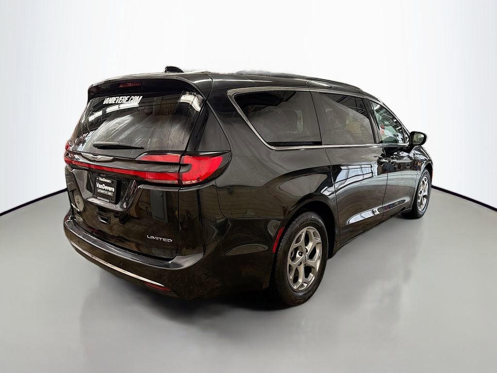 2023 Chrysler Pacifica Limited