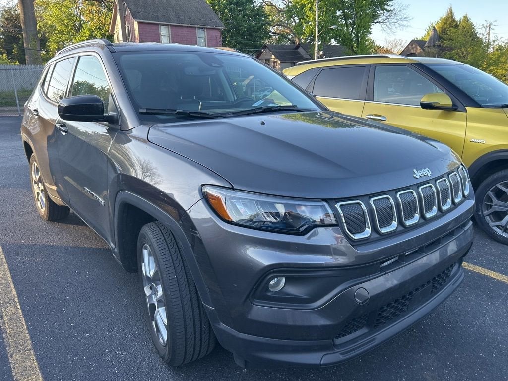 2022 Jeep Compass Latitude Lux