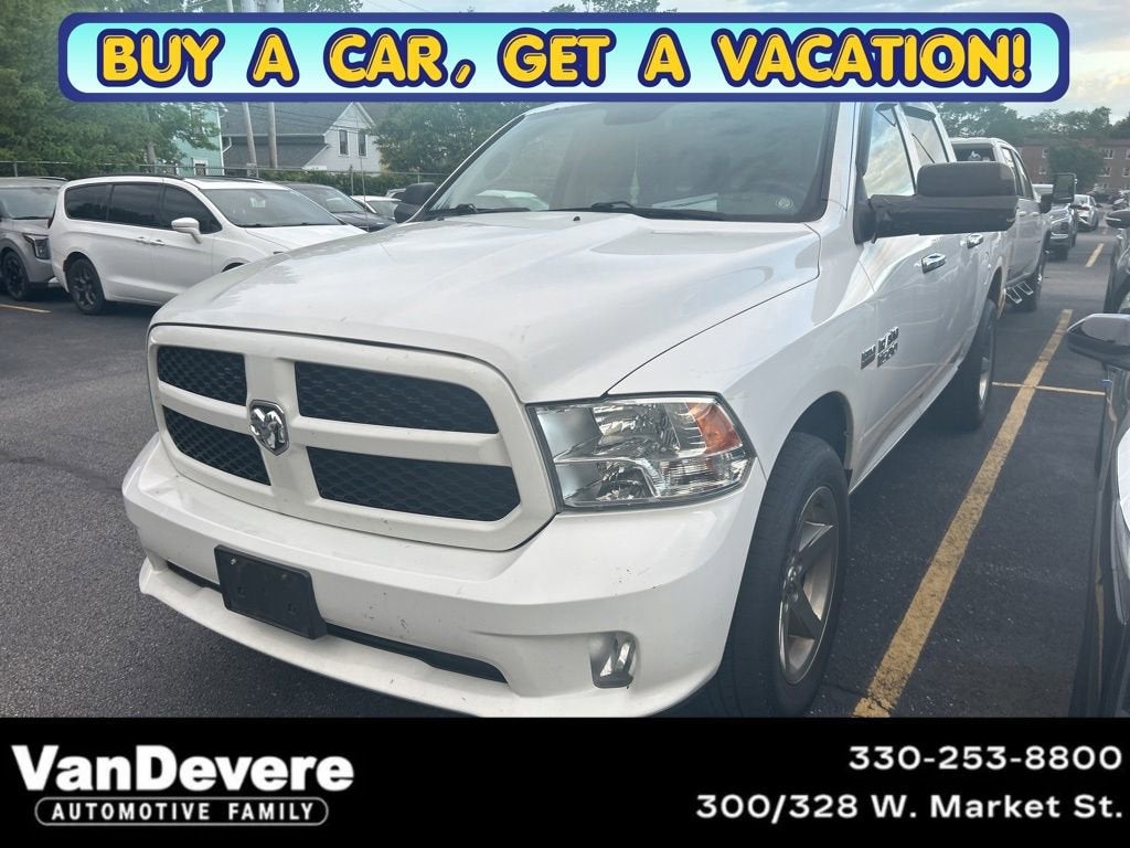 2016 RAM 1500 Express 4x4 Crew Cab 5'7" (Fleet)'s photo
