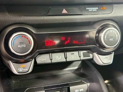 2022 Kia Rio 5-Door S