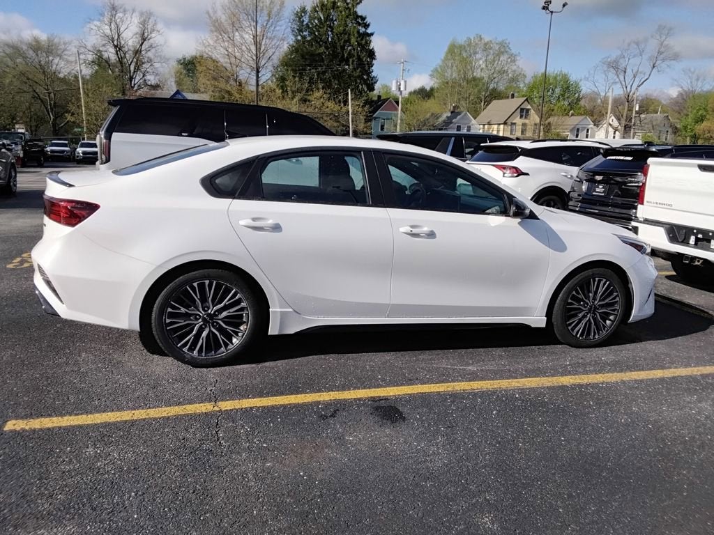 2022 Kia Forte GT-Line