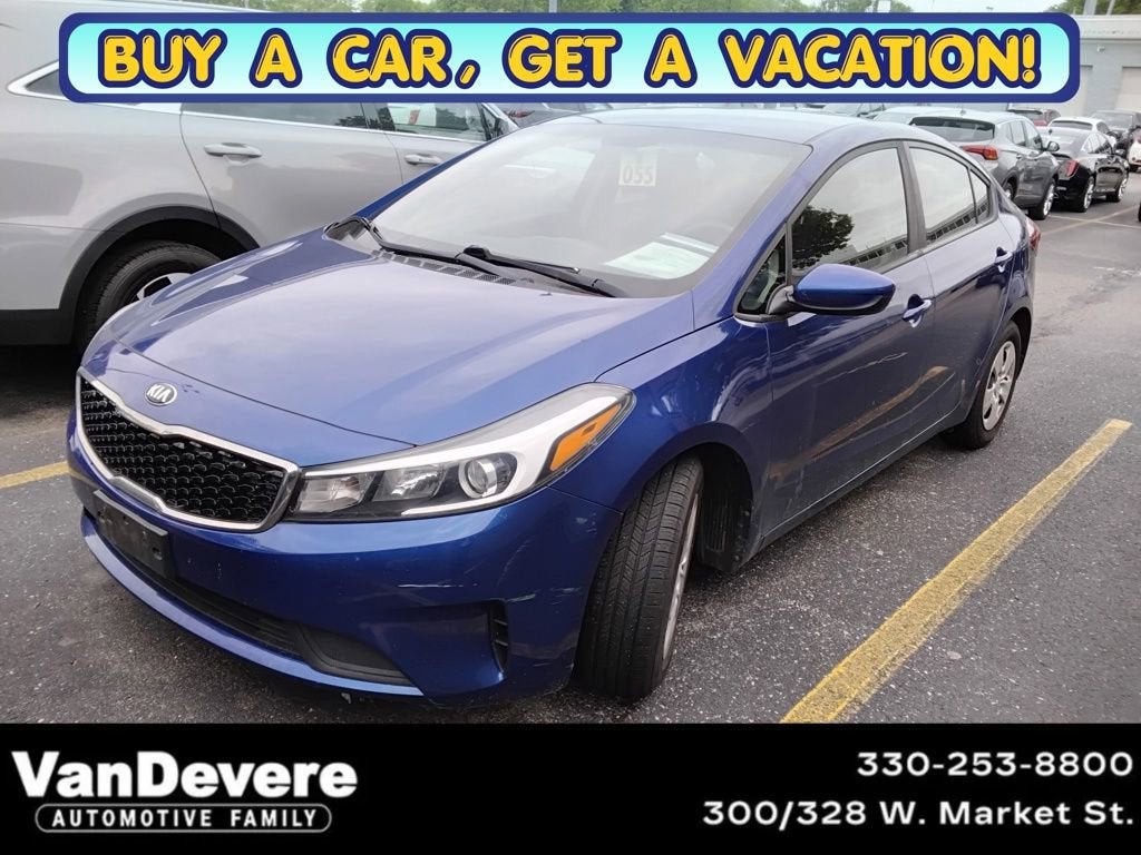 2017 Kia Forte LX AT's photo