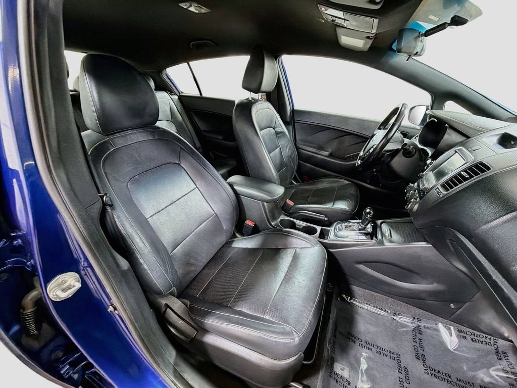 2017 Kia Forte5 SX