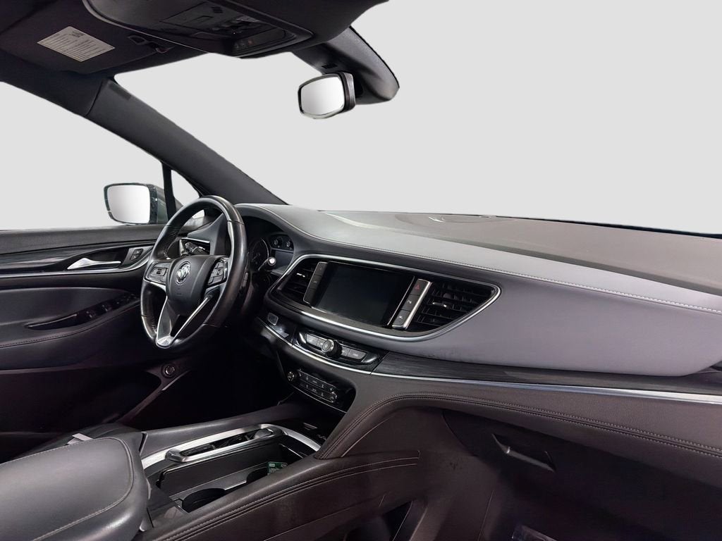 2022 Buick Enclave Essence