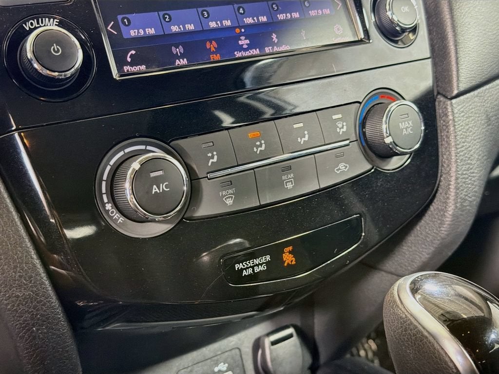 2018 Nissan Rogue S
