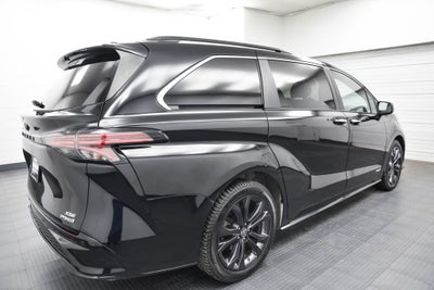 2021 Toyota Sienna XSE