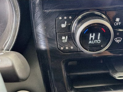 2024 Toyota Highlander Hybrid Platinum