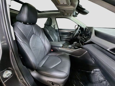 2024 Toyota Highlander Hybrid Platinum