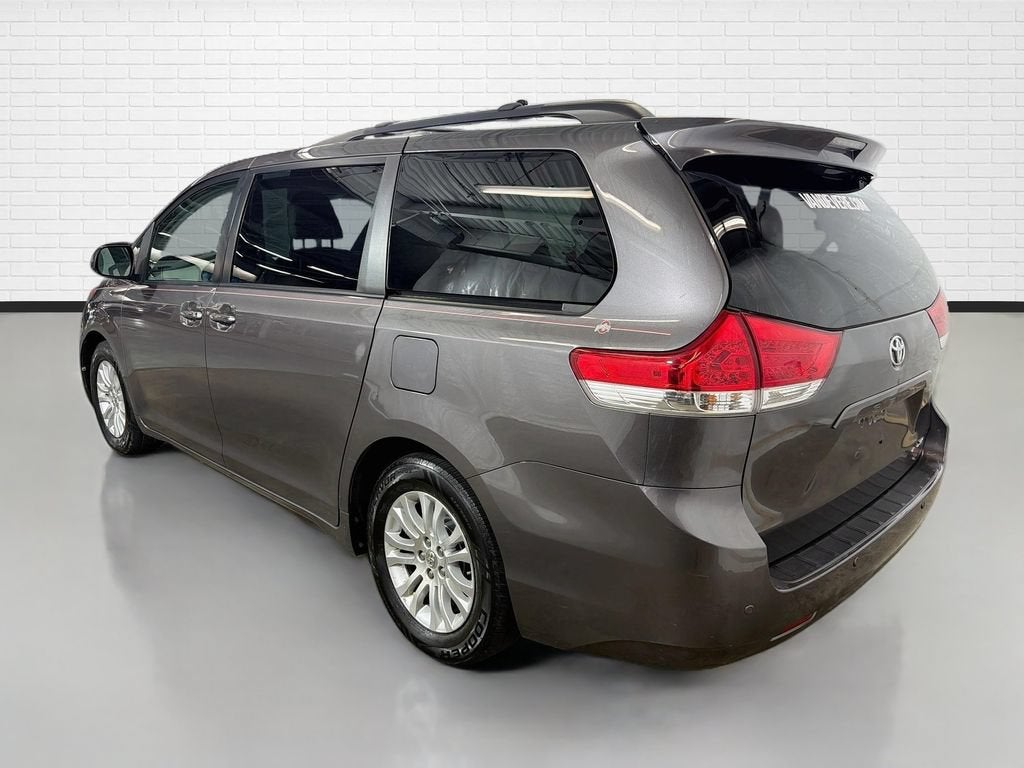 2014 Toyota Sienna XLE