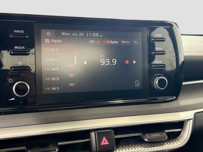 2022 Kia K5 LX