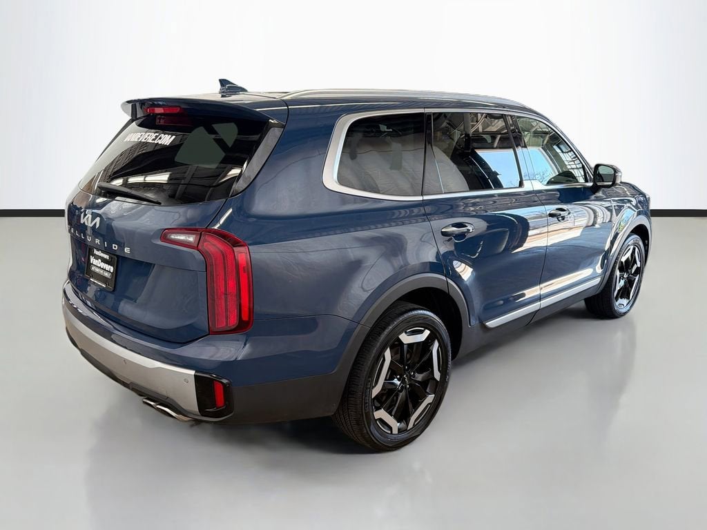 2023 Kia Telluride S