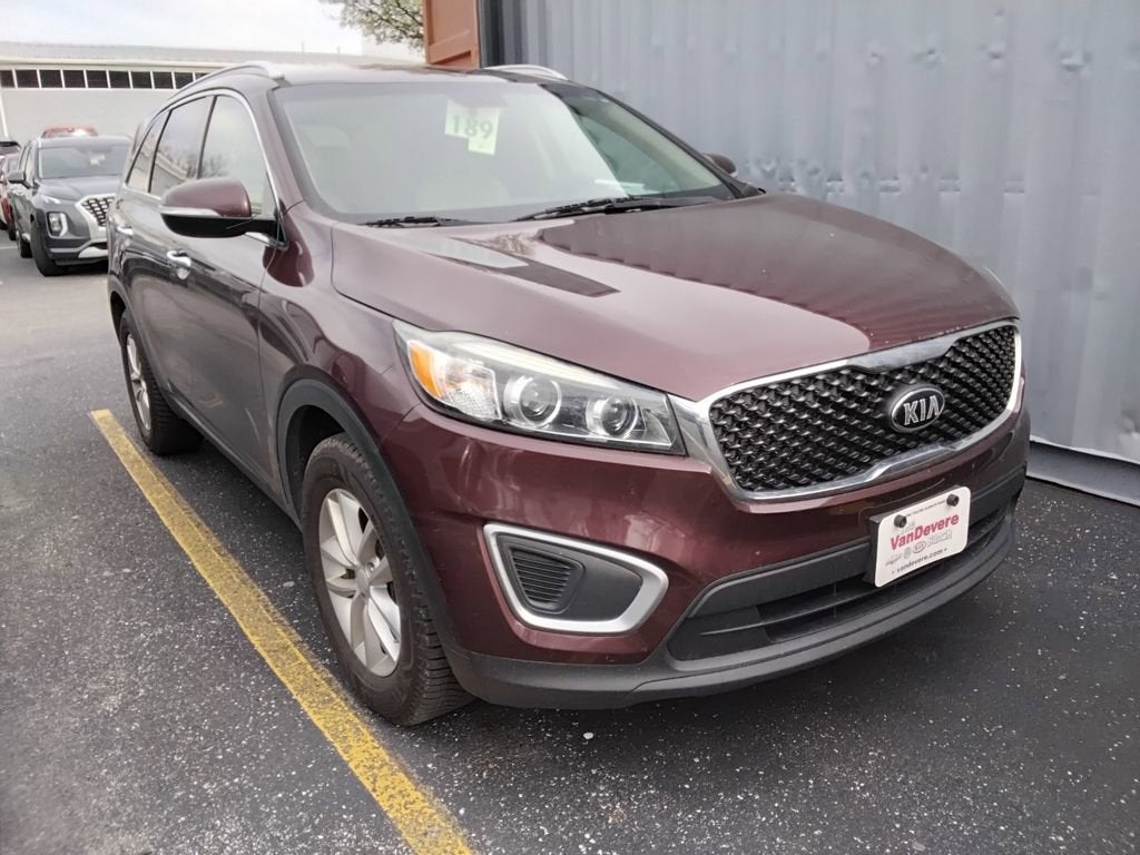 2017 Kia Sorento LX