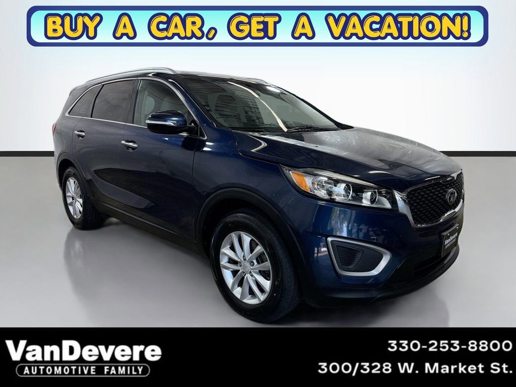 2017 Kia Sorento LX AT's photo
