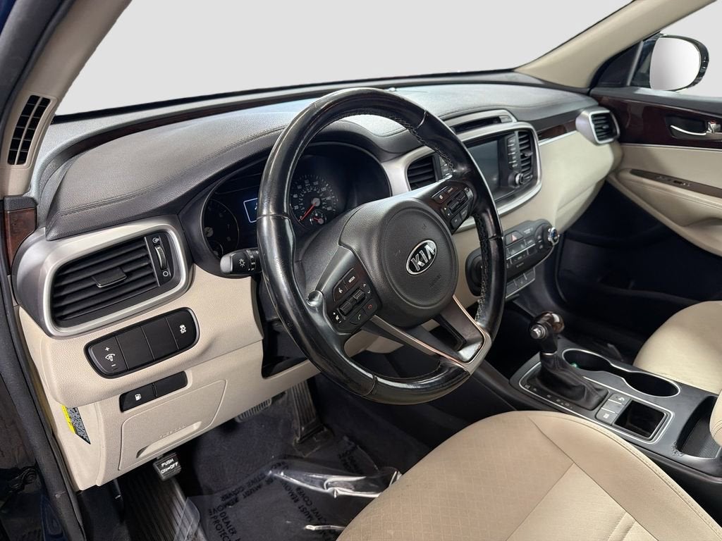 2017 Kia Sorento LX