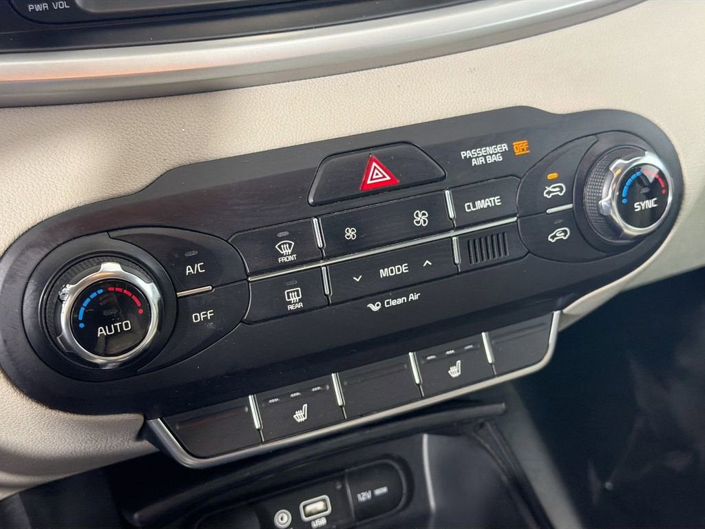 2017 Kia Sorento LX