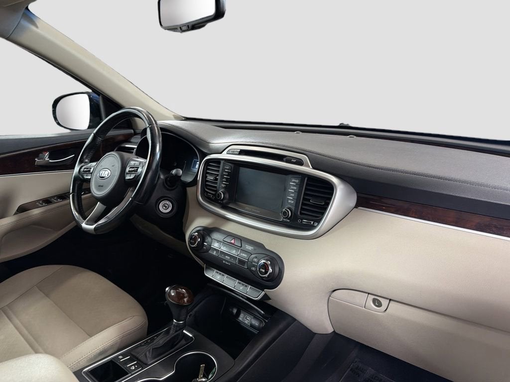 2017 Kia Sorento LX