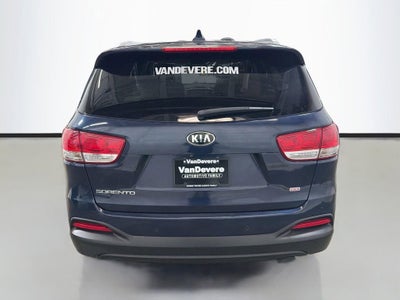 2017 Kia Sorento LX
