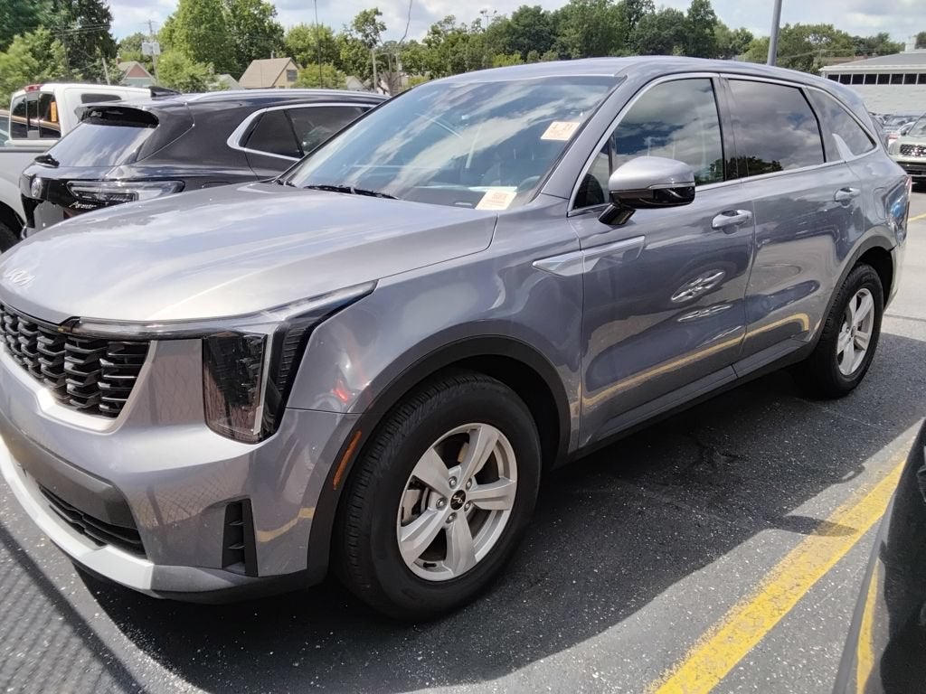 2025 Kia Sorento LX
