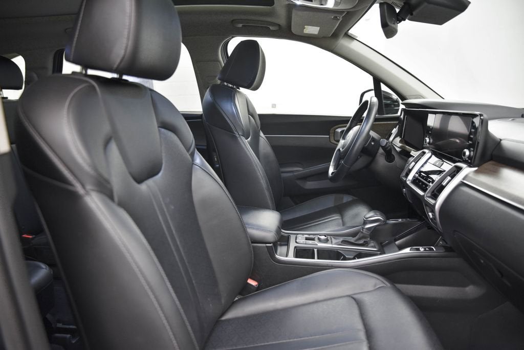 2023 Kia Sorento X-Line EX