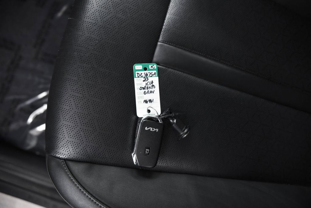 2023 Kia Sorento X-Line EX