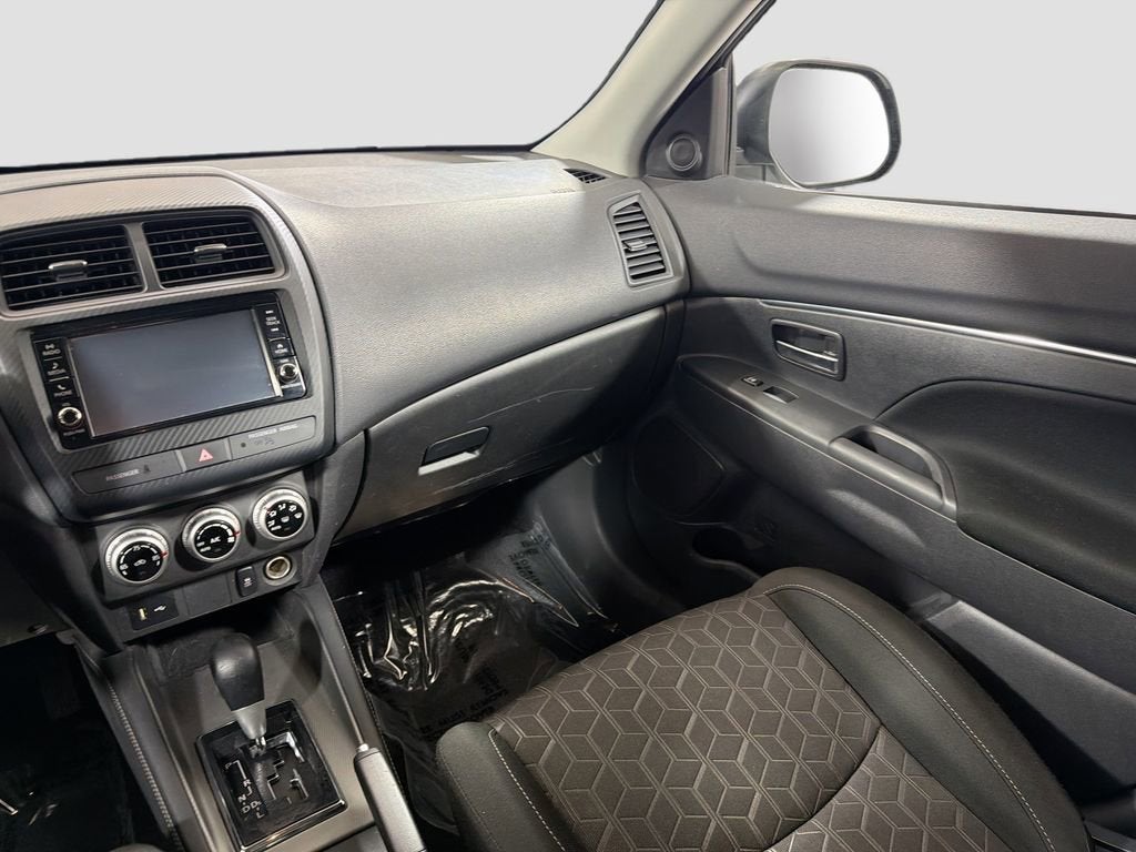 2023 Mitsubishi Outlander Sport ES