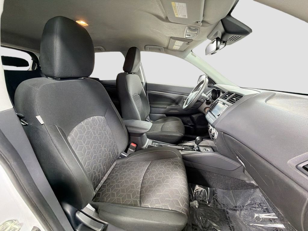 2023 Mitsubishi Outlander Sport ES