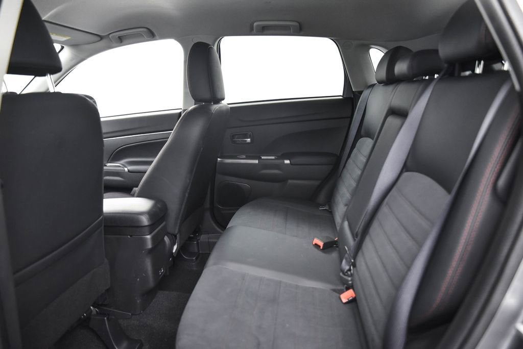 2025 Mitsubishi Outlander Sport S